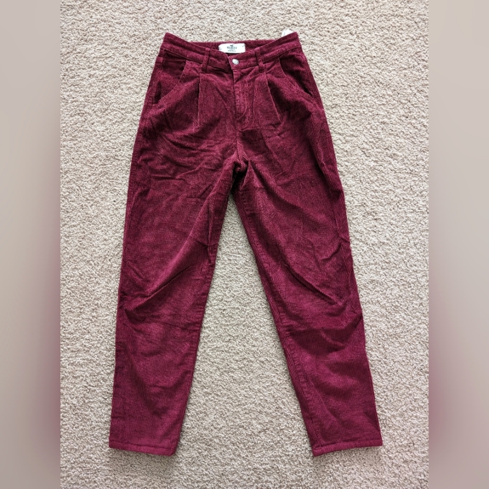 Hollister Ultra High Rise Corduroy Pants, Size 26